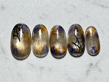 アミュレット(AMULET)/10月定額 6600円（税込）