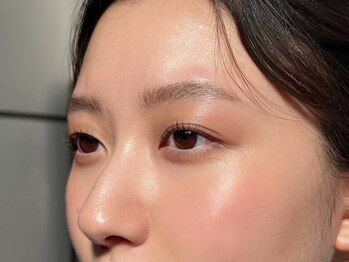 ミューズファクトリー(Muse factory)/どこから見ても美しいお目元に