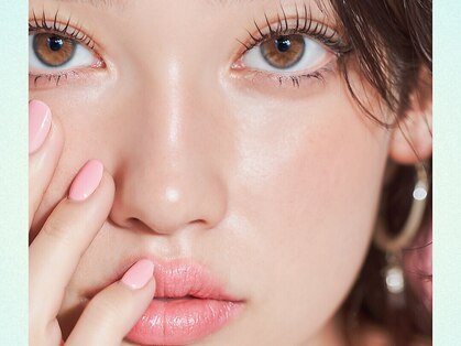 by MARIE TERESIA 梅田茶屋町 マツエク / 眉毛 / フラットラッシュ / バインドロックの写真