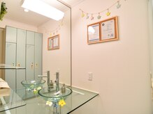 ビューティーセンター(BEAUTY CENTER)の雰囲気（鍵付きのロッカールームです。ここでお着替えしていただきます。）