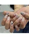 パーツでキラキラ持ち込みネイル