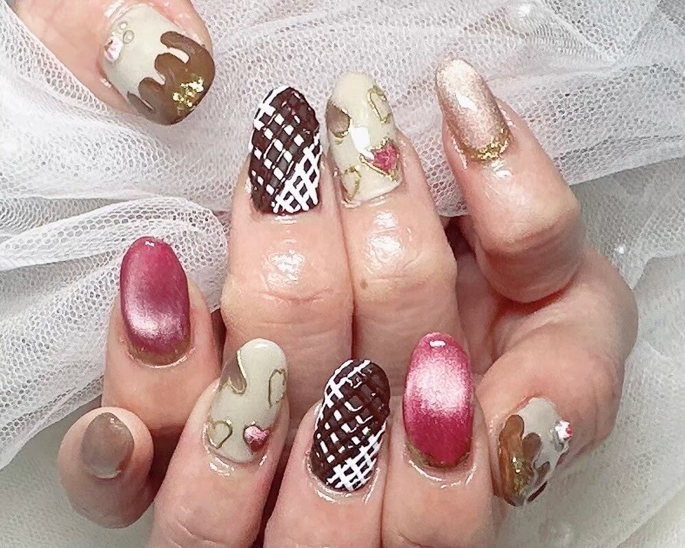 2026年春トレンド】ハートのネイルデザイン集｜人気順｜49ページ目