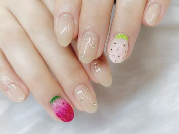 いちごネイル