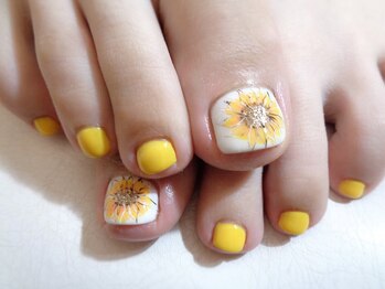 アミュリー ネイル アトリエ(Amury nail atelier)/ひまわりフットネイル♪