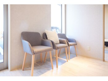 前橋miraie鍼灸整骨院(前橋ミライエ鍼灸整骨院)/待合い室[整体/小顔/前橋/群馬]