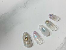 ラグウナ(Laguna)/シアーな煌めきネイル