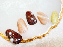 キラキラマグネット秋ネイル