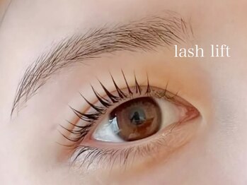 プラス サード(Plus 3rd)/まつ毛パーマ