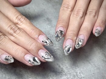 リノネイル(Lino Nail)/ジェルストーングラデ