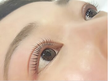 ドレスアップアイズ アンド ネイル(Dress Up Eyes & Nail)の写真/まつげパーマorパリジェンヌ¥5500～(ケラチンTR付)★ダメージレスでメイクが馴染む美まつげへ[銀座/有楽町]