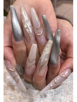 エスフィーネイルサロン ブリーユ(Esfy nailsalon Brille)/定額トレンドアート