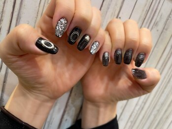 アイラッシュネイルサロン セシルビー(SECILB)/アシンメトリーネイル90分コース