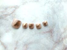 ミーム(meme)/淡色のニュアンスアートネイル