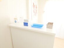 Kアプローチ三重桑名研究所 操整堂/受付カウンタ