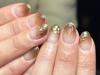 イルブリーユ(IL BRILLE)/フラワーネイル