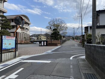 サロンドミヤシタ(SALON DE MIYASHITA)/富士見バイパスからお越しの方