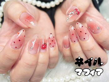 ネイルマフィア 恵比寿(NAIL MAFIA)の写真/≪洗練されたシンプル可愛いデザインがいっぱい≫シンプルだけど存在感があるデザインで指先を彩る♪