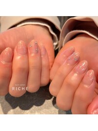 キラキラコーラルピンク春ネイル