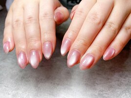 ちゅるんとマグネットネイル