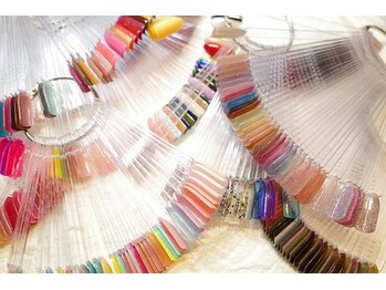 エム(M)/カラージェル