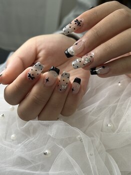 アートネイル ギャラリー(Art nail Gallery)/ギラギラ可愛いフレンチ