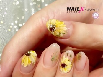 ネイリックス アヴェニール(NAILX avenir)の写真/<newデザイン追加>気分もあがる夏ネイルでワンランク上の指先へ！こだわりの華やか系ネイルもお任せ★