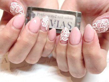 プロフェッショナル ネイルサロン ラヴィアス(LAVIAS)/【ジェル】ワンカラ＋アート２本