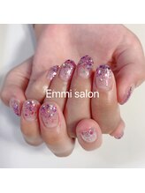 エミー(emmi)/