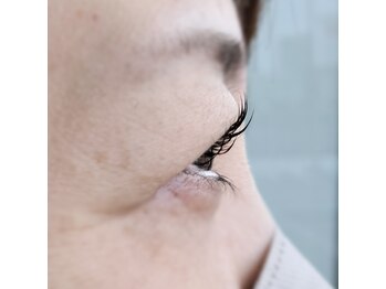 テラスアヴェダビューティー(Terrace AVEDA beauty)/根元80度上げ