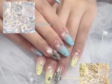 レイネ(Reine)の雰囲気（上品な輝きで大人可愛い指先に★キラキラ×グラデーションが人気）