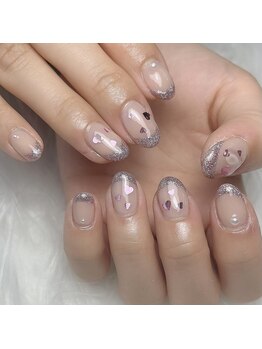 モモ(Momo)/韓国ハートフレンチネイルネイル