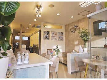 サロン ド ヴィーダ(salon de VIDA)/都心のようなおしゃれな内観☆