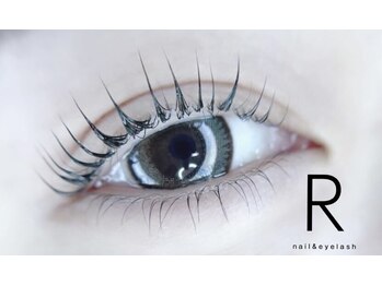 アール(R)/パリジェンヌラッシュリフト