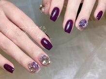 トゥートゥー(TOUTOU)/キラキラVカットネイル