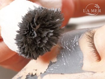 ラメール(LA MER)の写真/【試す価値アリ】エリア希少の復元磁器パックで毛穴ケア!あの時のお肌を復元します。ハリ美白肌を目指す♪