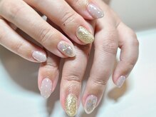 ネイルアンドまつげエクステ専門サロン スリー(THREE)/シェル&ドットネイル