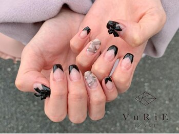 ヴリエ 小作店(VURIE)/黒リボンVフレンチ