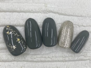 ハニービービー(Honey Bee Bee)/秋カラーネイル