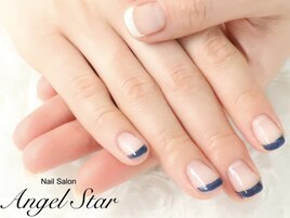 大人カッコいいフレンチネイル！