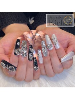 エスフィーネイルサロン リシェル(Esfy nailsalon Richer)/白黒ネイル