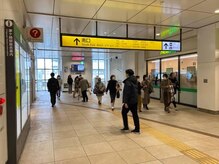 マヒナラボ 湘南(Mahina.lab)/改札出て左“南口”から降ります