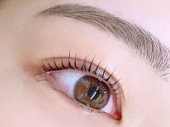 ミーナ 水ヶ江店(mina)の写真/ビューラーが苦手,逆さまつ毛でお困りの方に!ダメージが気になる方もミーナのアミノラッシュリフトで解決☆