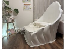 ヨサパーク かのん 幸田店(YOSA PARK)の雰囲気（リンパマッサージでお顔まわりやデコルテのむくみもスッキリ流す）