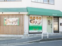 サロン エム(Salon M)/