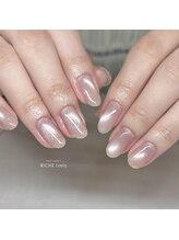 リッシュ トロワ(RICHE trois)/フラッシュマグネイル