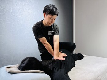 REBUILD BODY STRETCH by Ne+S Beauty&Bodyの写真/【西大路/21時まで営業】仕事終わりの疲労や首肩コリを徹底リセット!仕事帰りに通えるストレッチ専門店