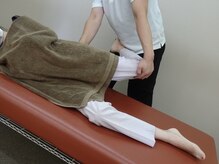 青空はりきゅう院/太もものストレッチ！