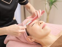 ルシェリア(Lecherien)/お好みの形へ眉毛カット