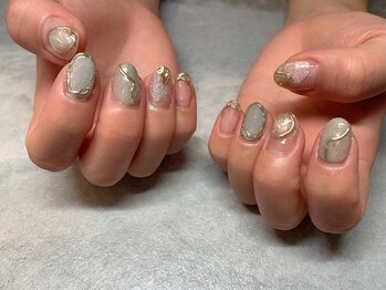 エンジェリック カラーズ(Angelic colors)/ホワイトニュアンスネイル