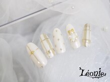 レオニー(Leonie)/Xmasオーナメントネイル